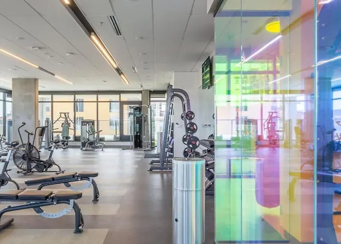 Boulevard Retreat Pool Gym & Parking Included 1